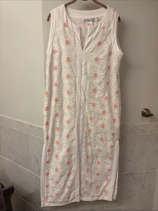 Gretchen Scott Designs Other - Gretchen Scott White Embroidered Daisy Swim Cover-Up - White with Pink Accents